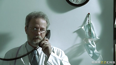 Free High Heels Porn Videos - desiporndude.com